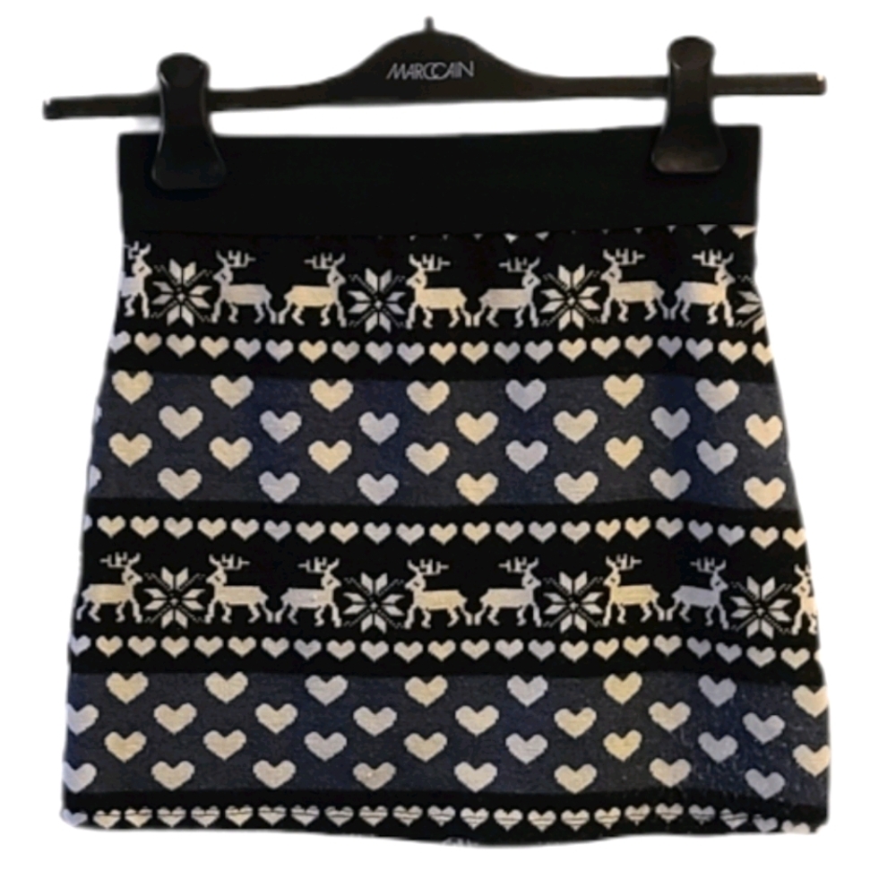 🦇2/$15- Cute skirt
